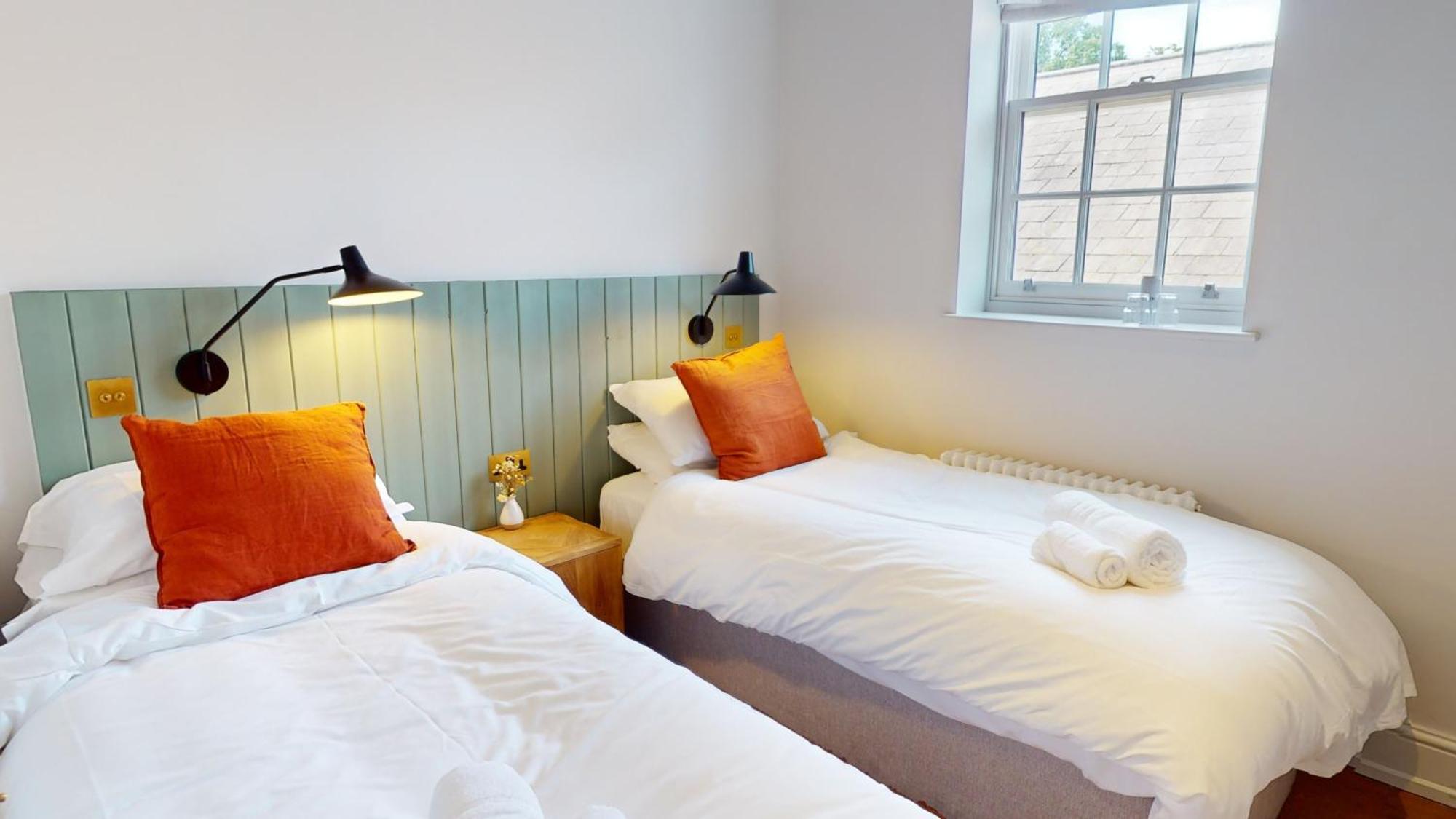 Constantine House Hotell Tamworth Exteriör bild